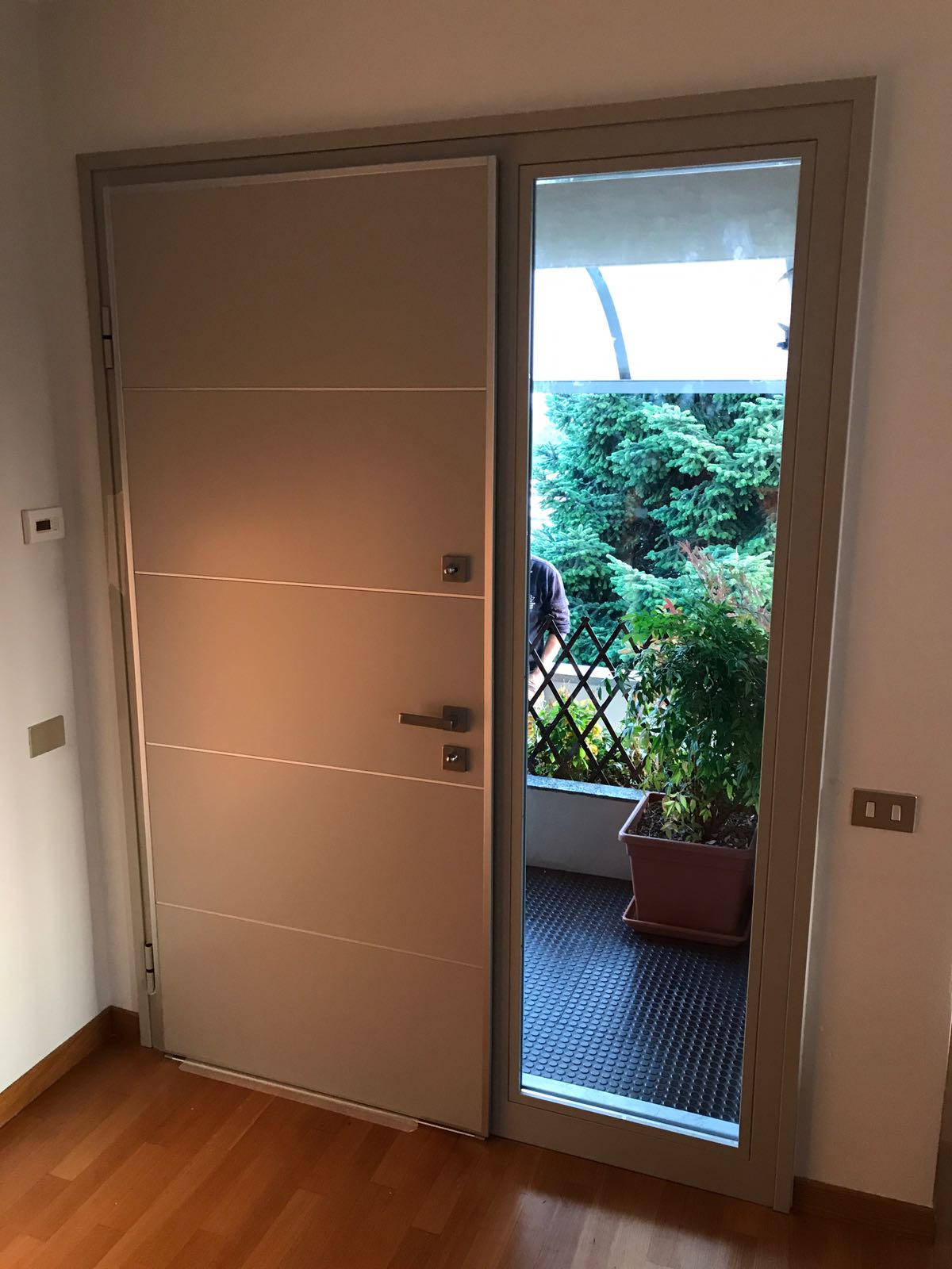 installazione porte per casa e ufficio